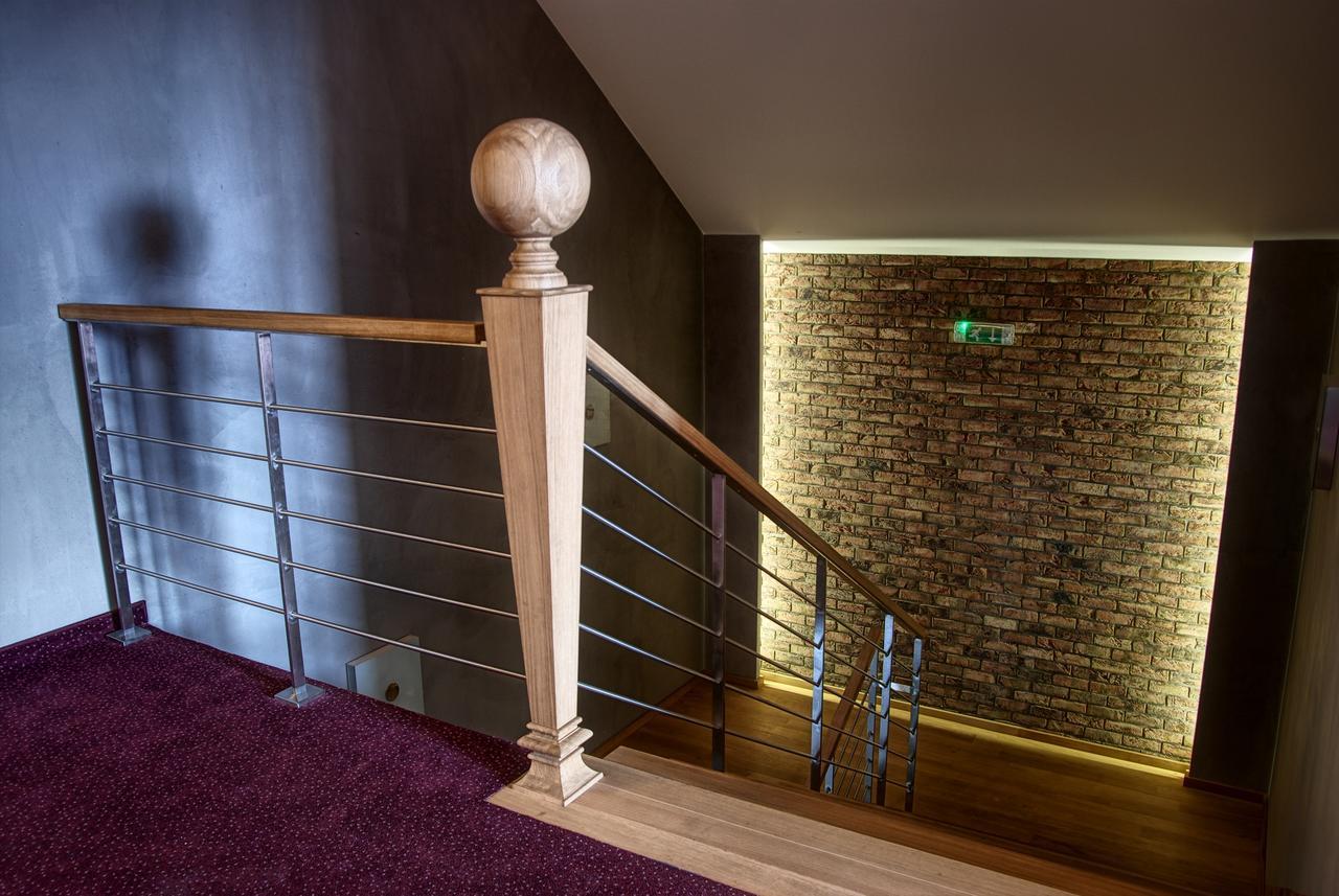 Kozmin Hotel Pod Szyszkami מראה חיצוני תמונה